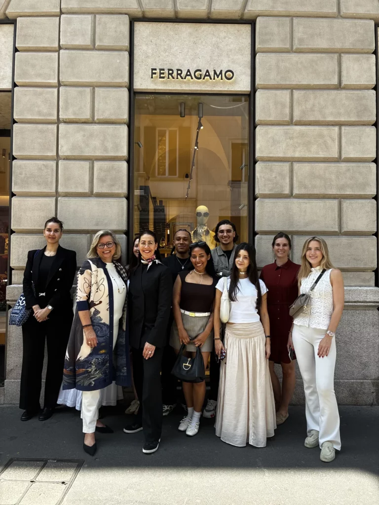 Visite la maison Ferragamo